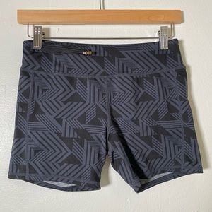 Oiselle run spandex shorts